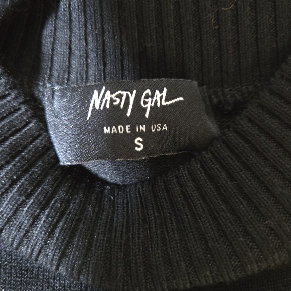 Nasty Gal Size S Black & White Striped Sleeveleas High Neck Mini Bodycon Dress - Picture 2 of 8